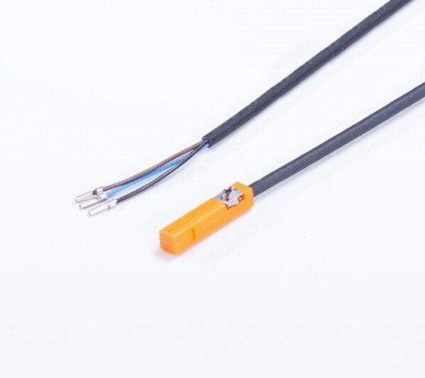 Közelítéskapcsoló - T-nútos - PNP -10-30V DC